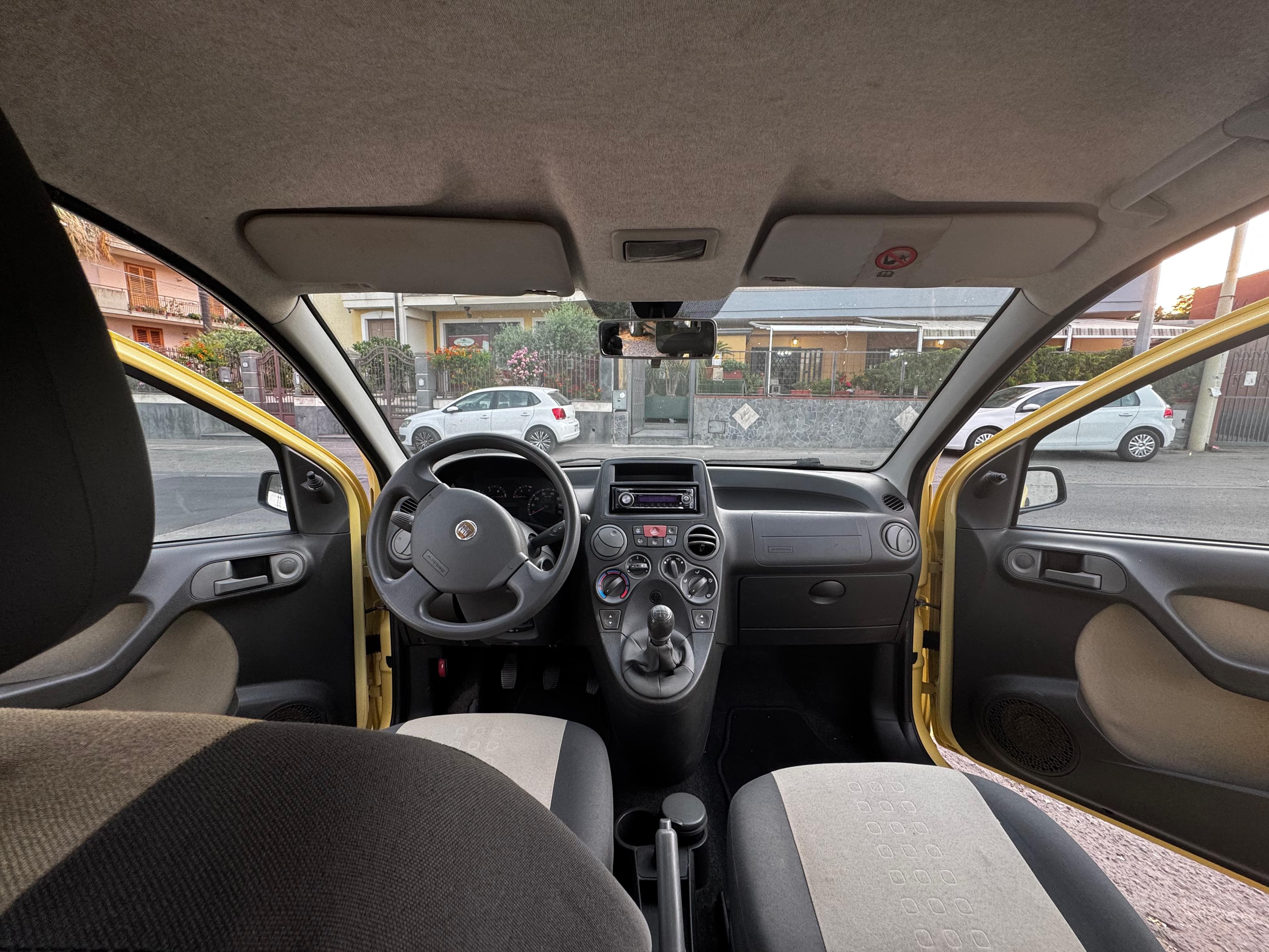 Fiat Panda 1.2 Gialla thumb 1