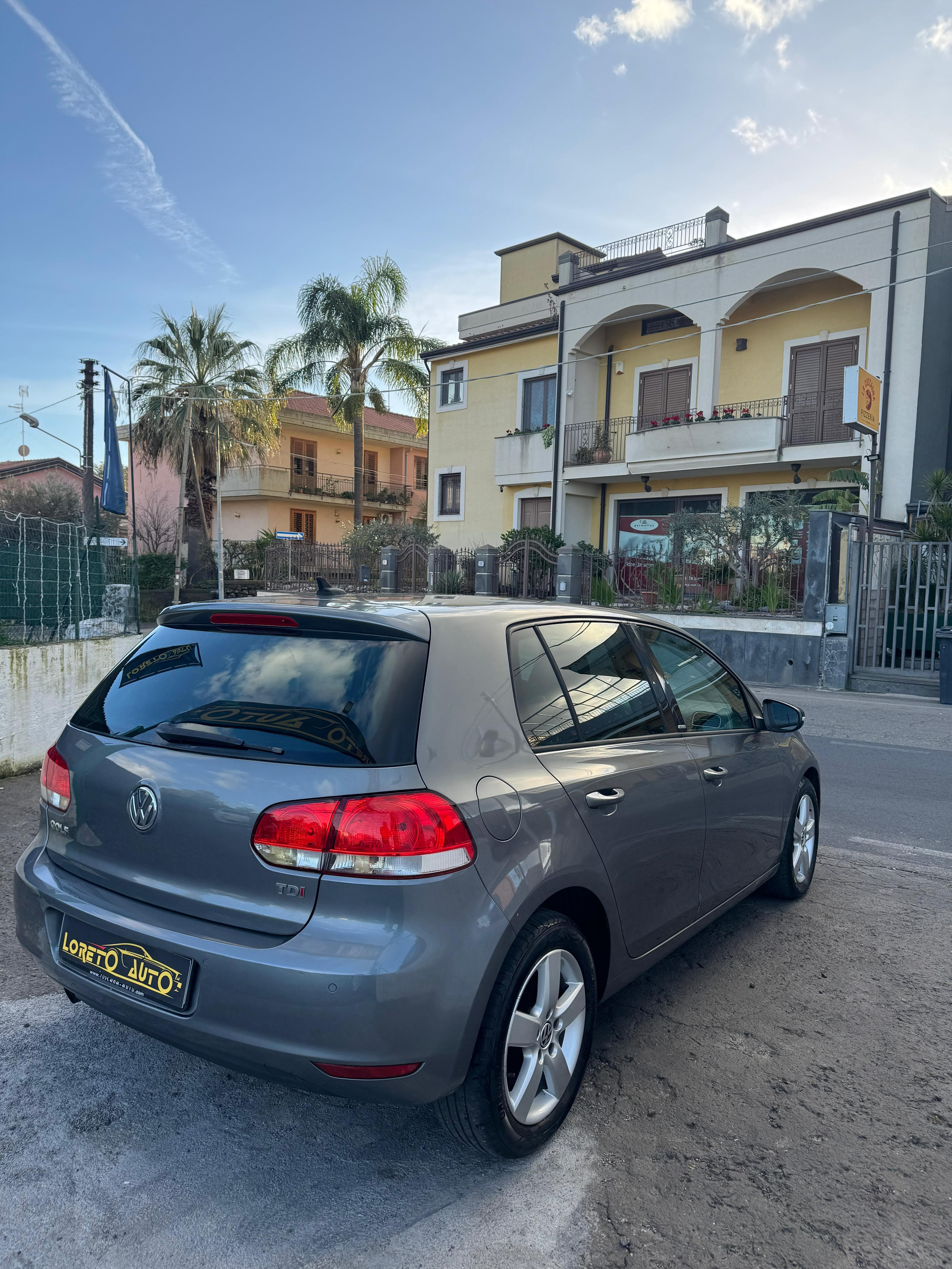 Volkswagen Golf 1.6 TDI 105 CV thumb 5